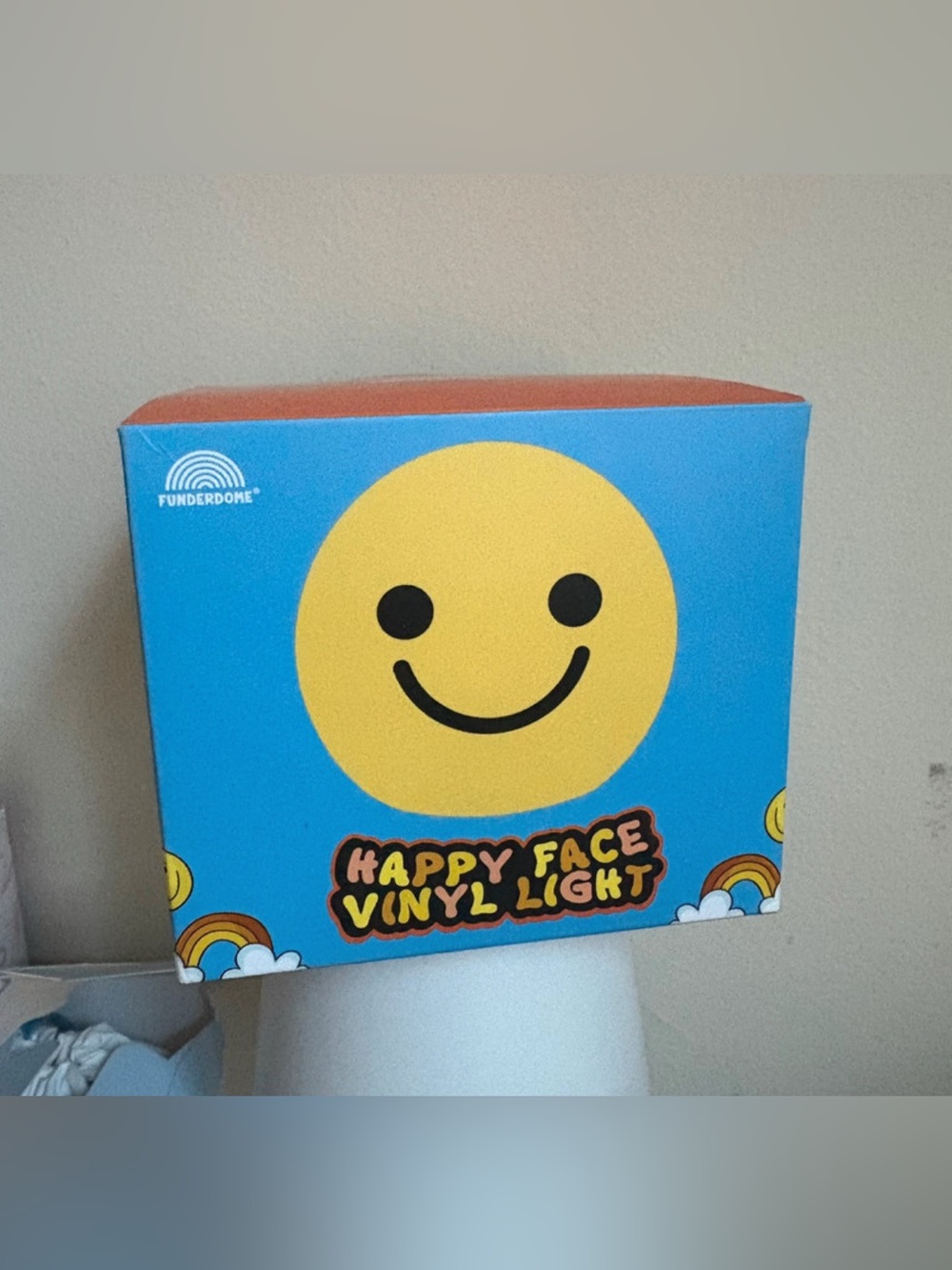 happy face vinyl light